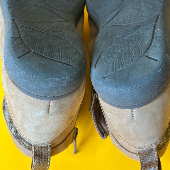 Cobb Hill by New Balance Bailee Alpine Brown Women's Lace-Up & Zip Ankle Boots - Picture 7 of 10